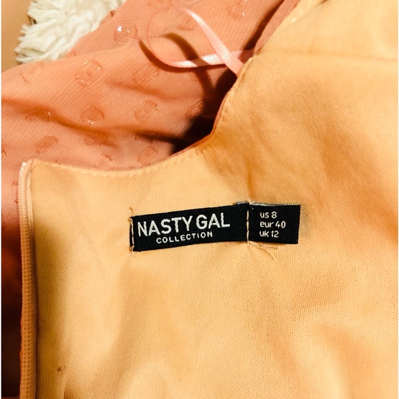 NASTY GAL•SIZE-8•SPARKLY ACCENTS•BIG FLOWING SLEEVES•PINK•MINI DRESS - Picture 5 of 9
